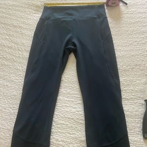 Lululemon cropped Leggings
